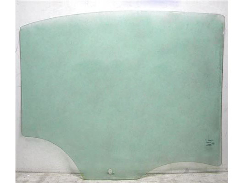 Скло дверне заднє праве Chevrolet Malibu 12-15 (XYG) 