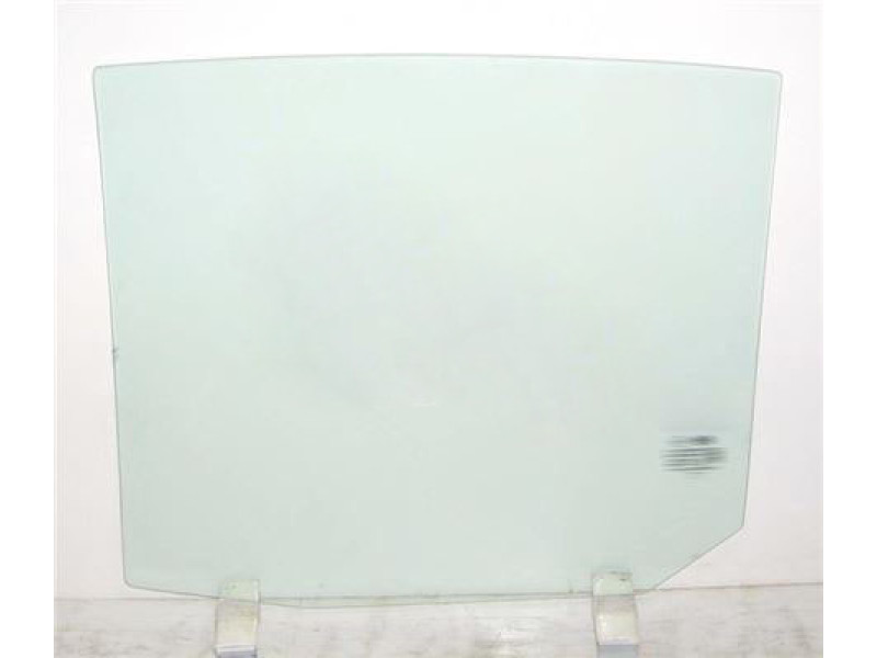 Скло дверне заднє праве Hyundai i10 08-13 (Sekurit)