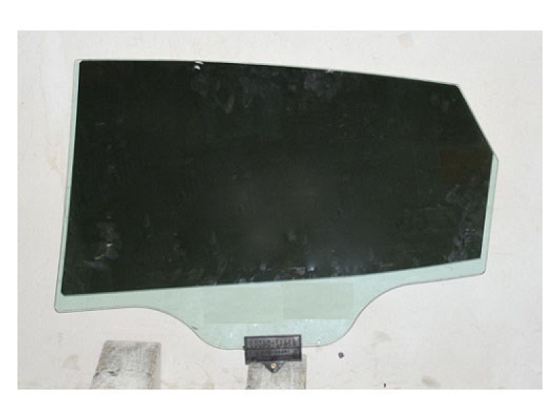 Скло дверне заднє праве Kia Optima, K5 16-20 (XYG)