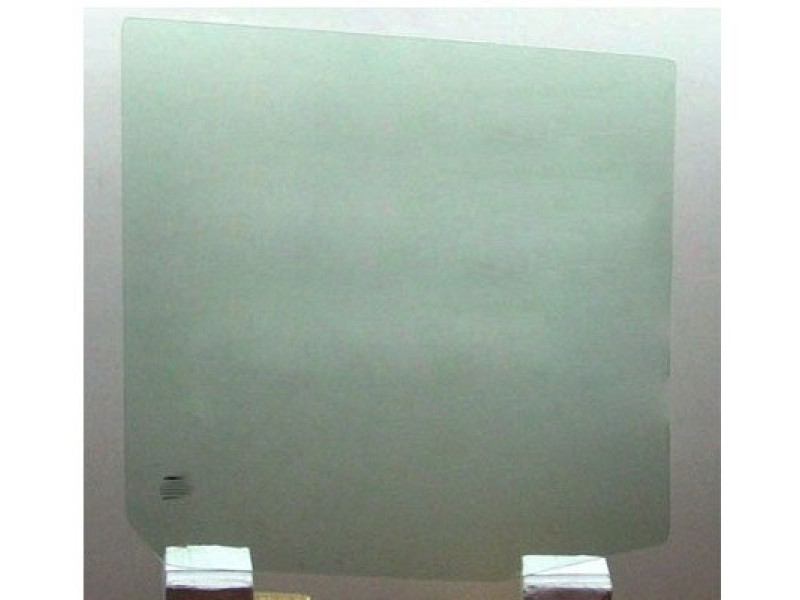 Скло дверне заднє праве Lexus LX 470 1998-2008