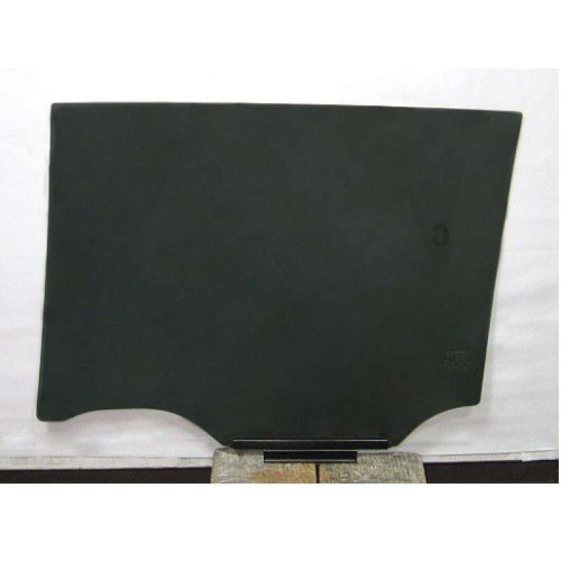 Скло дверне заднє праве Subaru Outback 2015- (PGW)