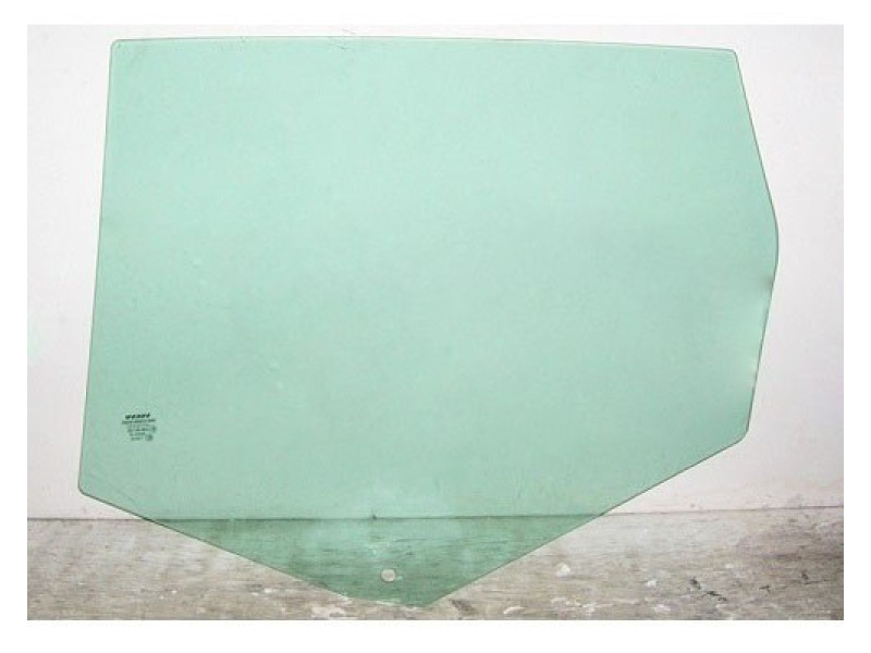 Скло дверне заднє праве Volvo XC60 08-17 (XYG)