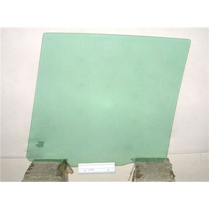 Скло дверне заднє праве Volvo XC90 02-14 (Sekurit)