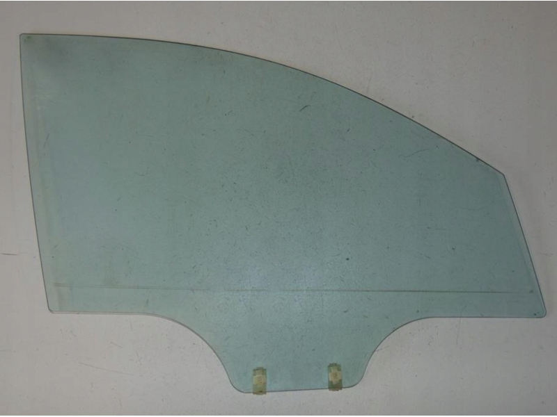 Скло дверне переднє ліве Hyundai i10 13 - (XYG)