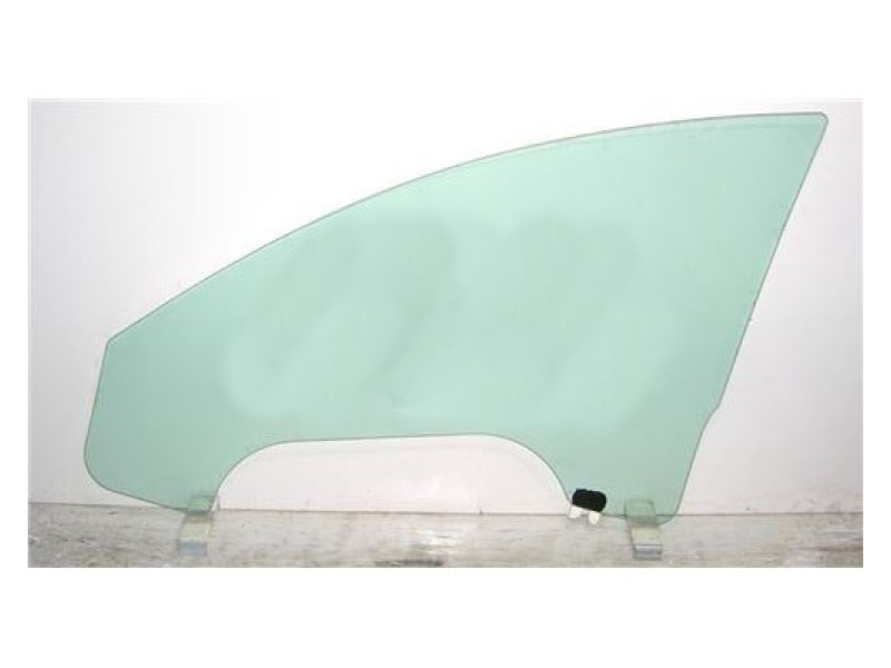 Скло дверне переднє праве MG 550 08 - (XYG)
