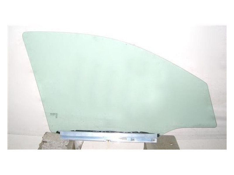 Дверне скло переднє праве Opel Astra G 1998-2009 (SEKURIT)