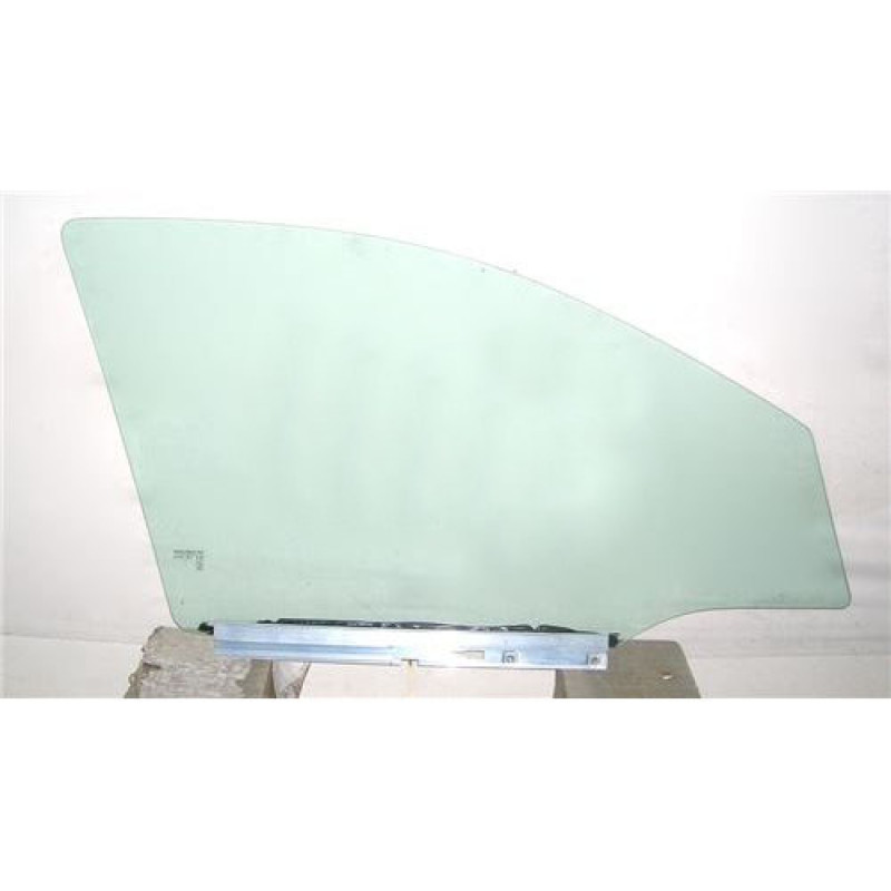 Дверне скло переднє праве Opel Astra G 1998-2009 XYG.