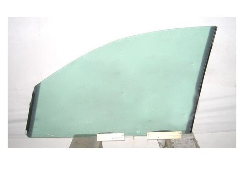 Скло бокове переднє Opel Omega B 94-03 ліве (XYG)