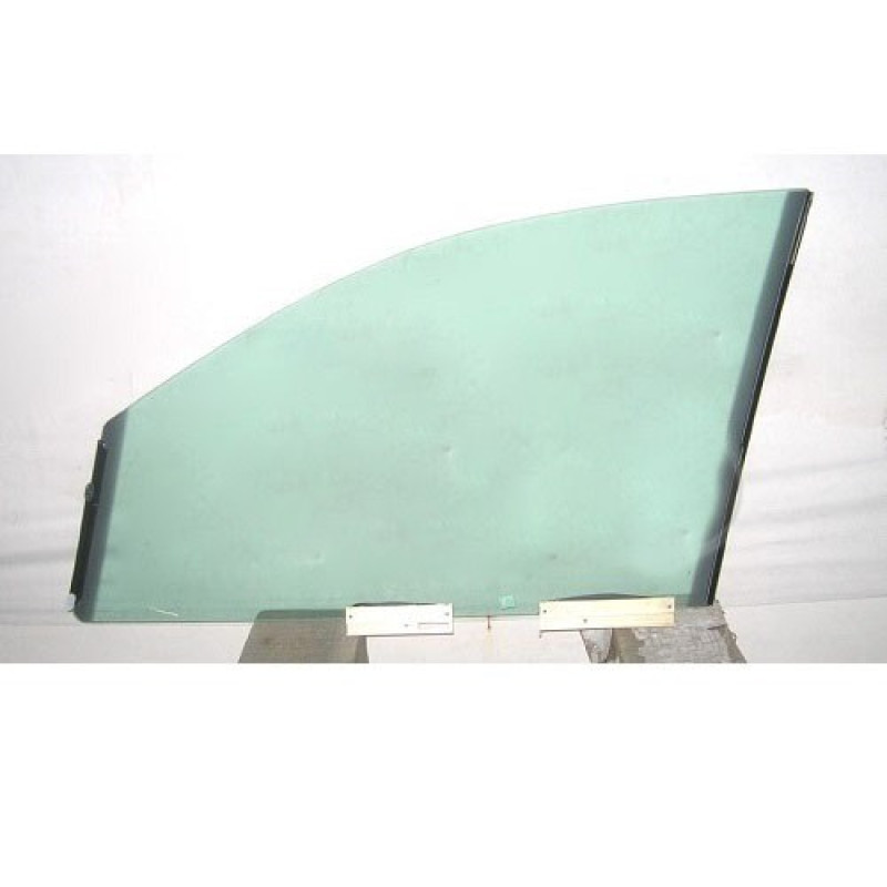 Скло бокове переднє Opel Omega B 94-03 ліве (XYG)