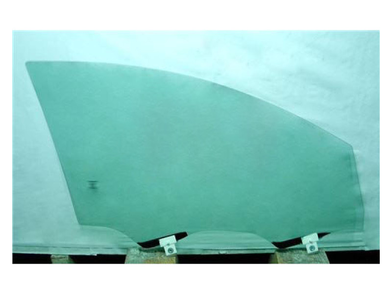 Скло дверне переднє праве Chrysler 200 14-17 (XYG)