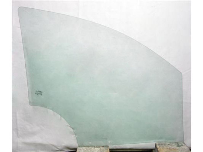 Скло дверне переднє праве Renault Captur 13-19 (XYG)