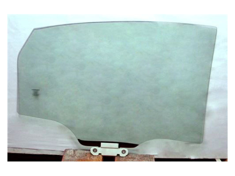 Скло дверне заднє ліве Chrysler 200 14-17 (XYG)