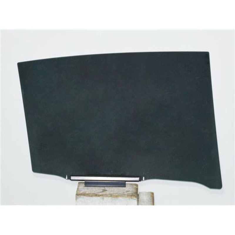 Скло дверне заднє праве Subaru Impreza 5 16- хетчбек, Crosstrek 2 17- (XYG)