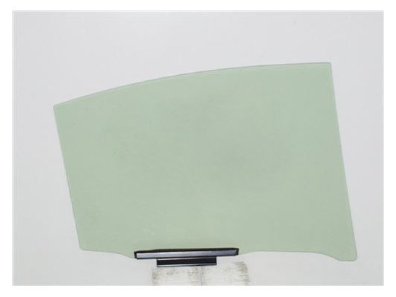 Скло дверне заднє праве Subaru Impreza 5 16- седан (XYG)