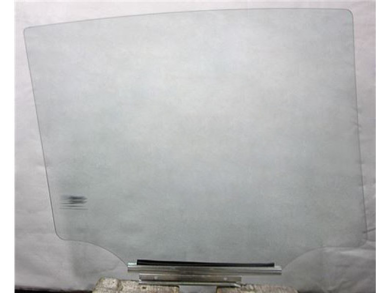 Скло дверне заднє ліве Suzuki SX4 2 14-21 (Sekurit)