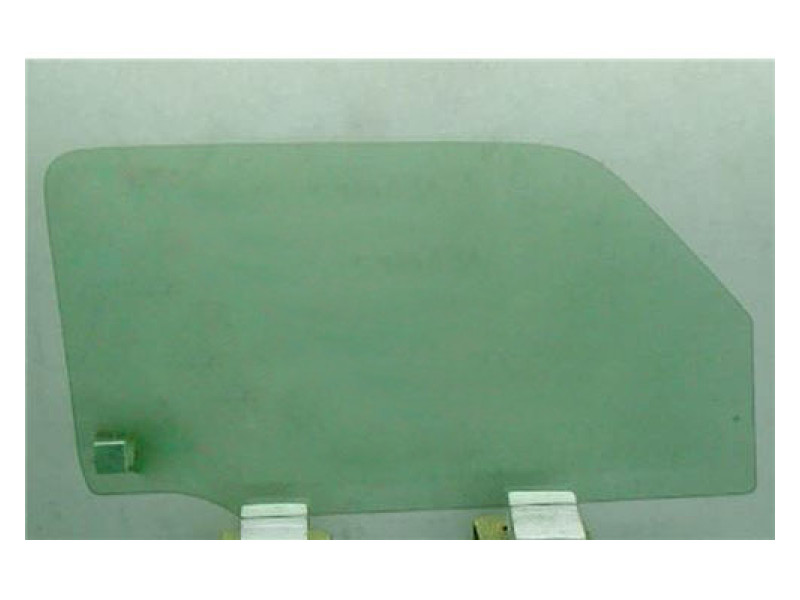 Скло переднє лівe Suzuki Jimny 98-18 (XYG) 