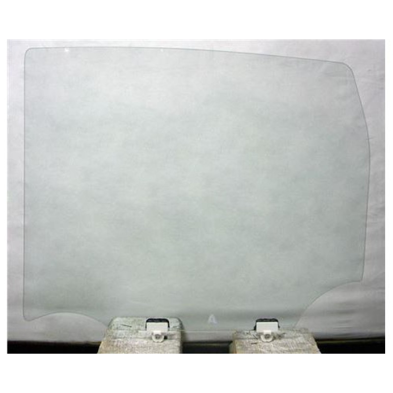 Скло задніх дверей Nissan Note E12 13-20, Versa Note 13-19 ліве (XYG)