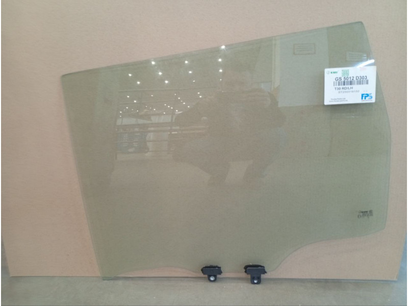 Скло задніх дверей Nissan X-Trail T30 01-07 ліве (Armourplate)