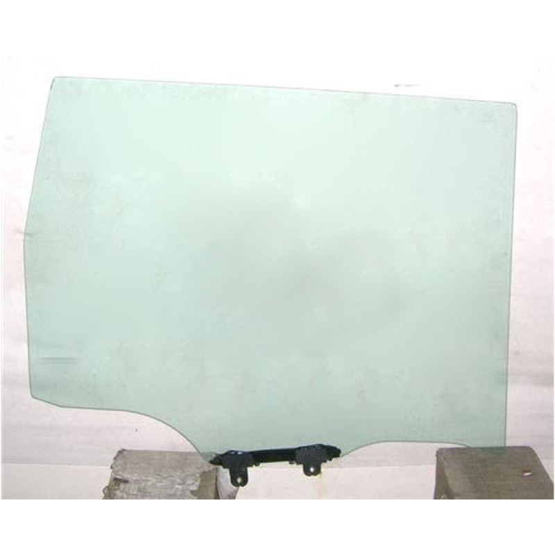 Скло задніх дверей Nissan X-Trail T30 01-07 праве (XYG)