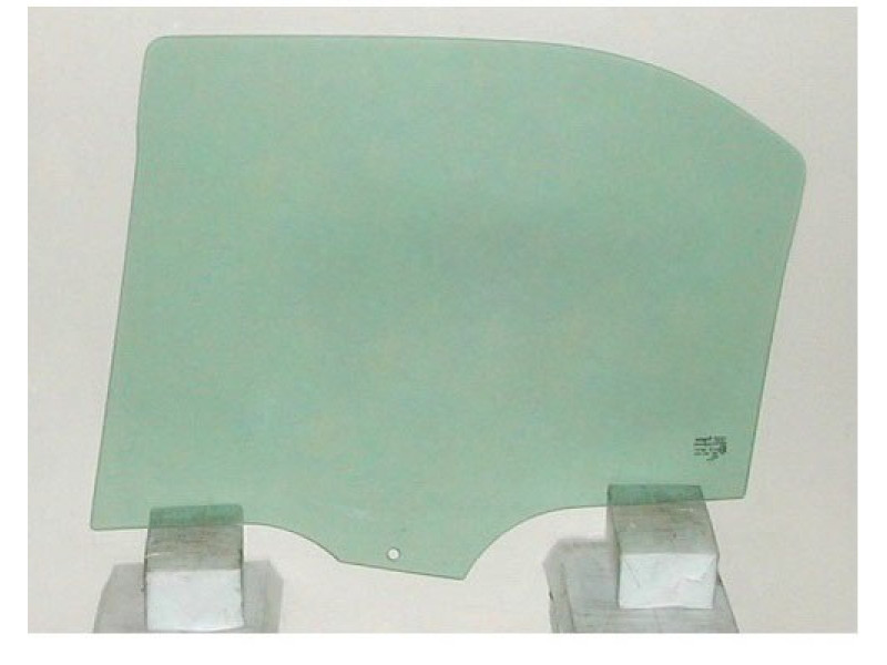 Скло задніх дверей Peugeot 406 седан 95-03 праве (Pilkington)