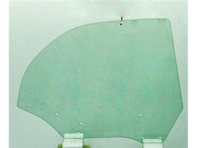 Скло задніх дверей Subaru Impreza 00-07 ліве (XYG)