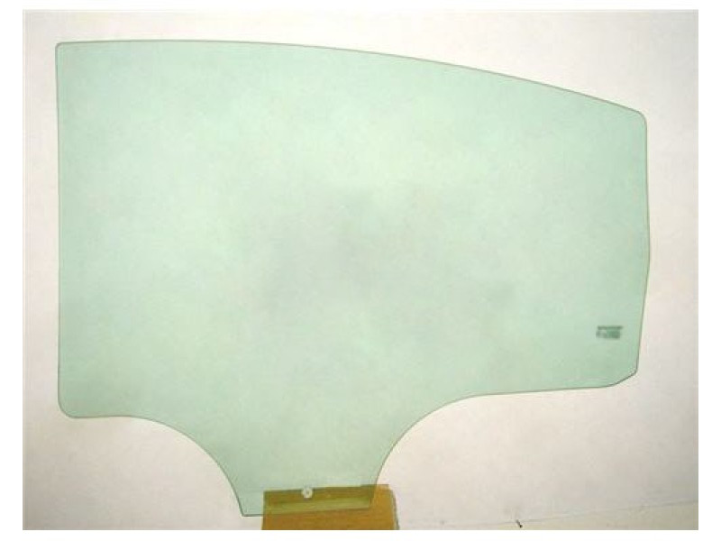 Скло дверне заднє праве VW Passat B5 97-05 седан (Starglass)