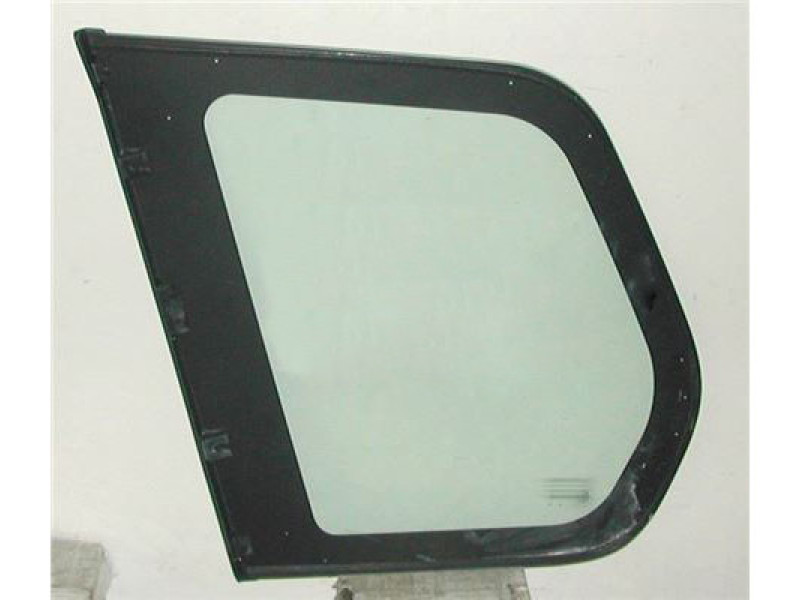 Скло заднє кузовне праве Mitsubishi Space Star 02-05 (XYG) без молдинга