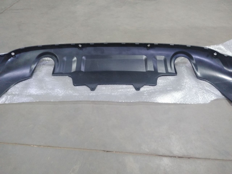 Спойлер заднього бампера Audi Q5 2008-2012 (Китай) з отв. п/тронік 8R0807521P