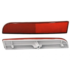 Свтловідбивач лівий в задній бампер Mitsubishi Lancer X, ASX, Outlander Sport (Tempest) 8355A039