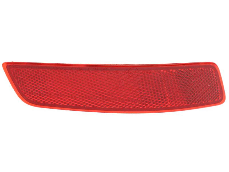 Відбивач в бампер правий Toyota Corolla E18 13-18 седан, Lexus ES 13-18 (TYC) 8191030040