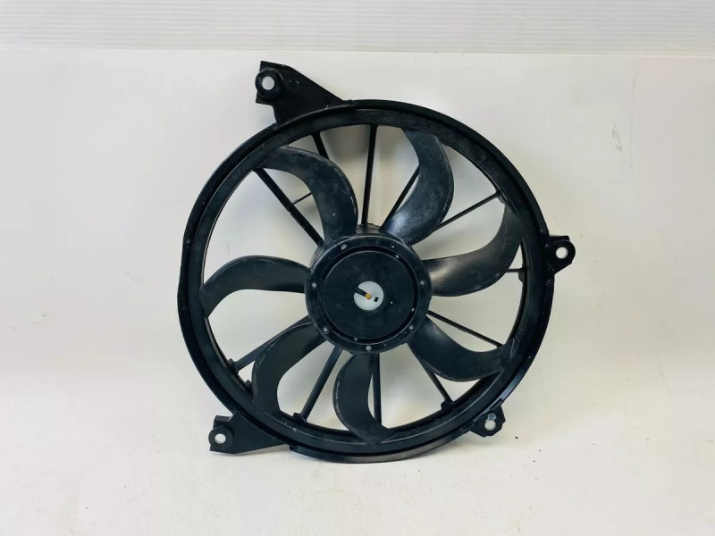 Вентилятор з корпусом Dodge Journey 07-16 (Polcar) 68038241AA