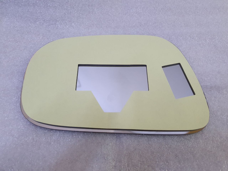 Вкладиш дзеркала бічного правий Toyota Camry V30 2002-2006 FPS