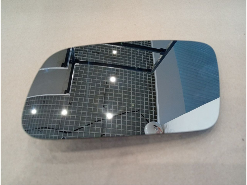 Вкладиш дзеркала лівий Audi A6 1997-2005 Alkar 4B0857535