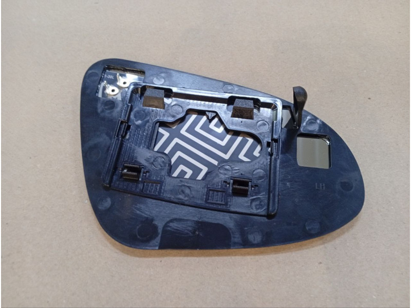 Вкладиш дзеркала лівий без поворотника Toyota Camry XV50/XV55 2011-2017 Polcar