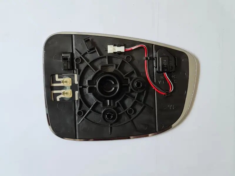 Вкладиш дзеркала лівий з обігрівом та датчиком сліпої зони Mazda 6 GJ, 3 BM 2013-2019 TW GHR5691G7