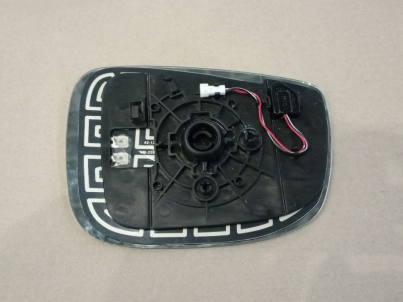 Вкладиш дзеркала лівий з обігрівом та датчиком сліпої зони Mazda CX-5 2012-2015 Китай