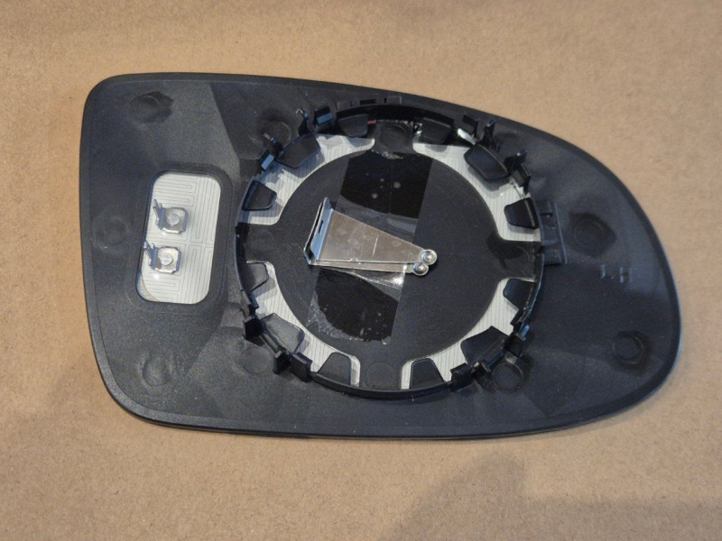Вкладиш дзеркала лівий Opel Omega B 1994-1999 FPS обігрів