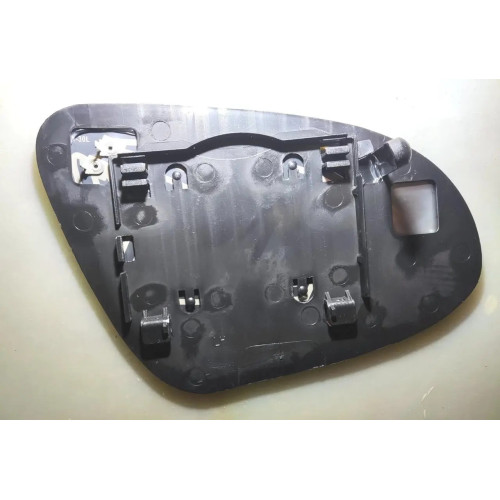 Вкладиш дзеркала лівий Toyota Camry XV50/XV55 2011-2017 Polcar