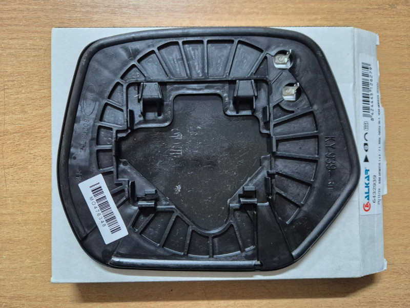 Вкладиш дзеркала правий Honda CR-V 3 2006-2012 (Alkar) 76203SWWG51