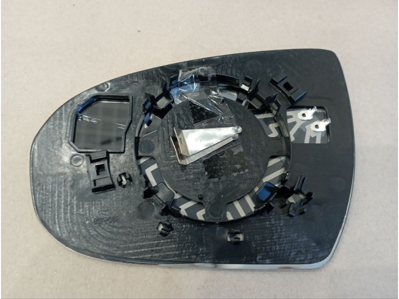 Вкладиш дзеркала правий з обігрівом Hyundai Tucson TL 2015-2018 (Китай) 87621D7010