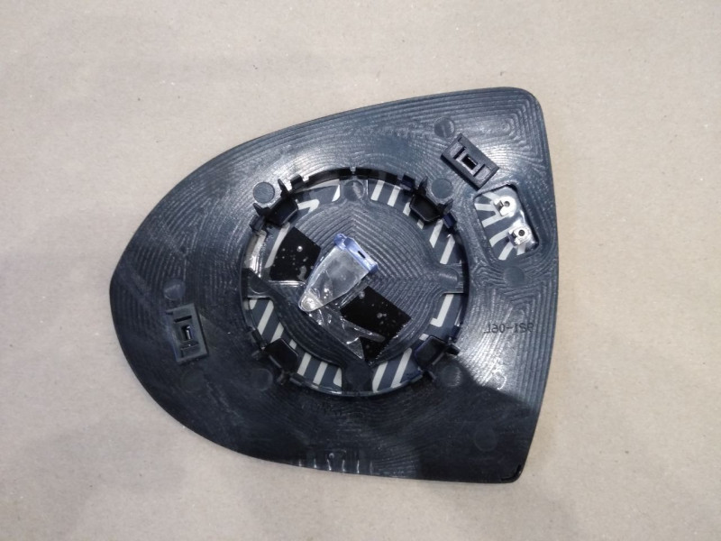 Вкладиш дзеркала правий Kia Sportage 2010-2015 FPS