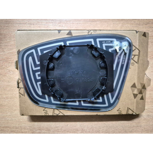 Вкладиш дзеркала правий Skoda Fabia 3, Rapid, VW Jetta 6, Polo 5, Scirocco, Seat Toledo 4 (2012-2020) Polcar 5JA857522B
