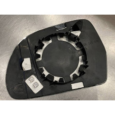 Вкладиш дзеркала правий Skoda Octavia A5 2009-2013, Superb 2, Audi A3 8P, A4 B8, A5 8T, A6 C6, A8 D3, Q3 8U FPS 4F0857536AE