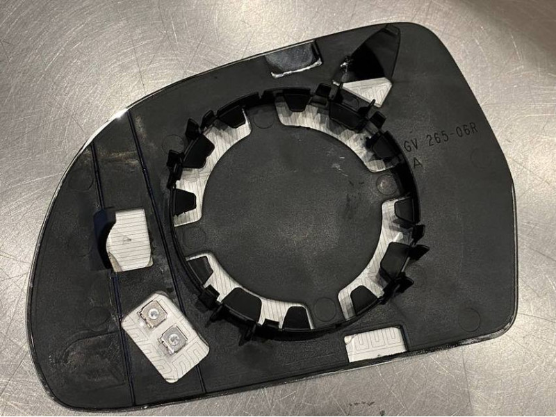 Вкладиш дзеркала правий Skoda Octavia A5 2009-2013, Superb 2, Audi A3 8P, A4 B8, A5 8T, A6 C6, A8 D3, Q3 8U FPS 4F0857536AE