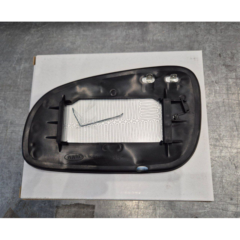 Вкладиш дзеркала правий Volvo S80 98-03 / S60 00-03 FPS FP 9047 M12