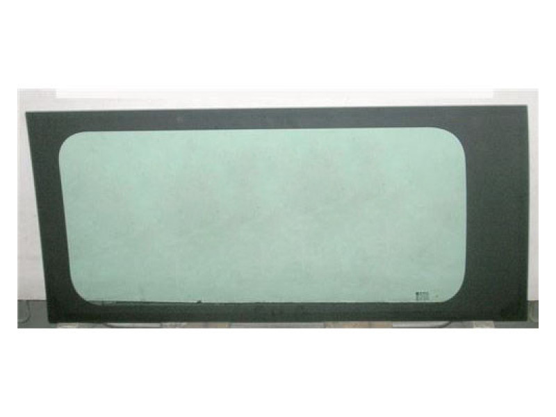 Заднє кузовне праве заднє Renault Trafic 01-13 (XYG) ДОВГА БАЗА