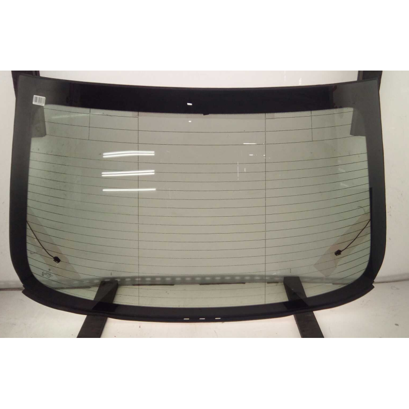 Заднє скло BMW 5 F10 10-17 седан (XYG)