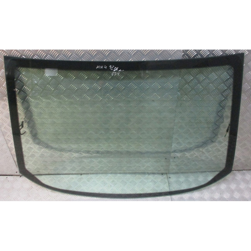 Заднє скло Ford Mondeo 4 07-14 седан (XYG)