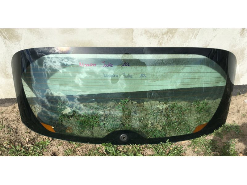 Заднє скло Nissan Juke 1 10-19 (XYG)