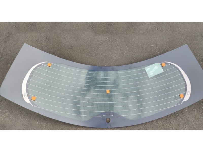 Заднє скло Nissan Leaf 11-17 (Pilkington) 